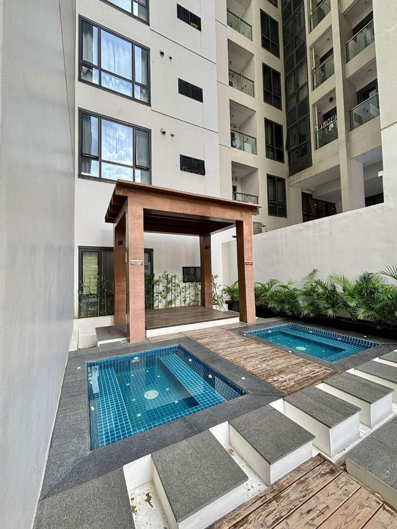 Greenbelt Hamilton Tower 1 Legazpi Makati City Екстериор снимка