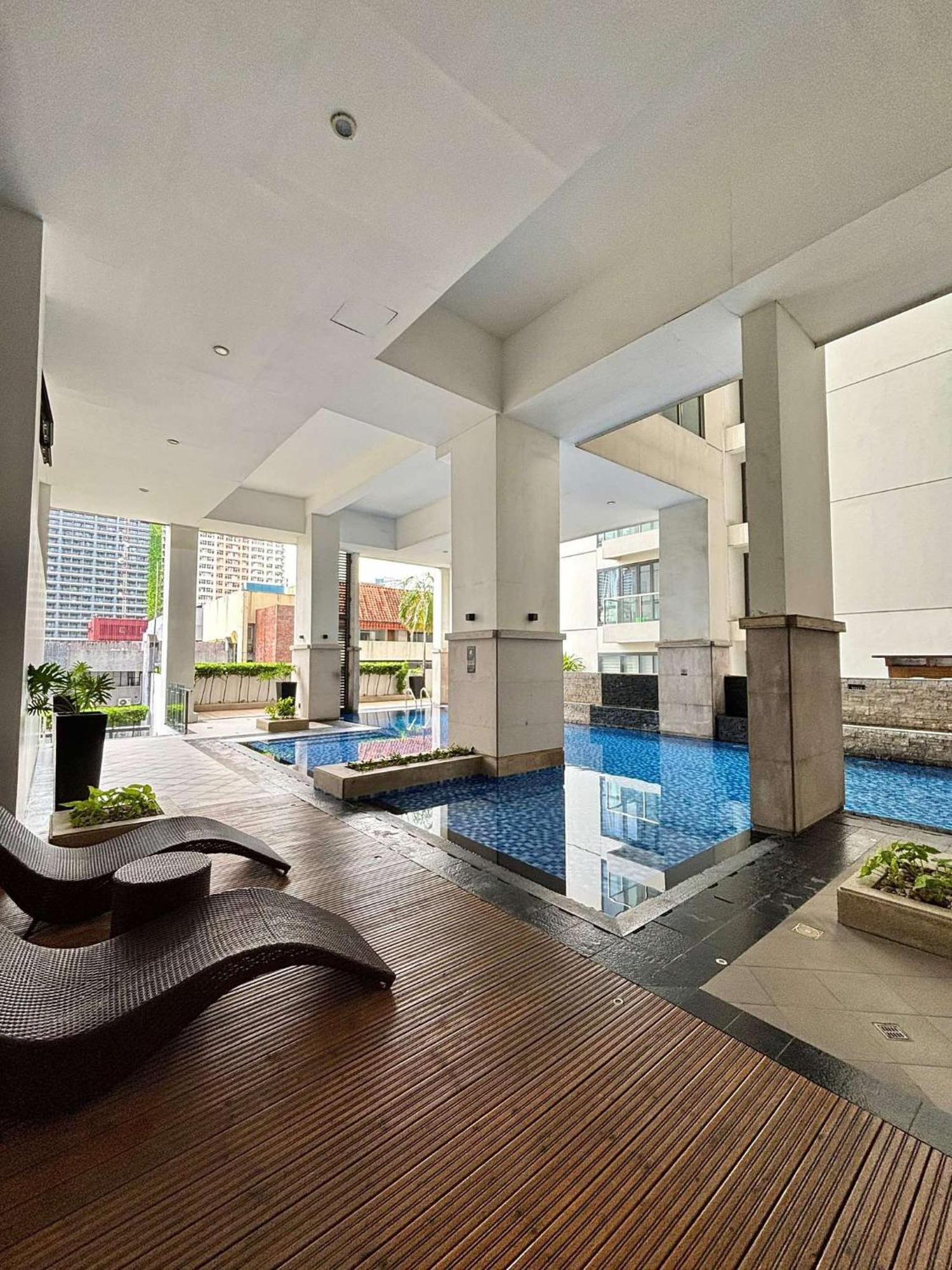 Greenbelt Hamilton Tower 1 Legazpi Makati City Екстериор снимка