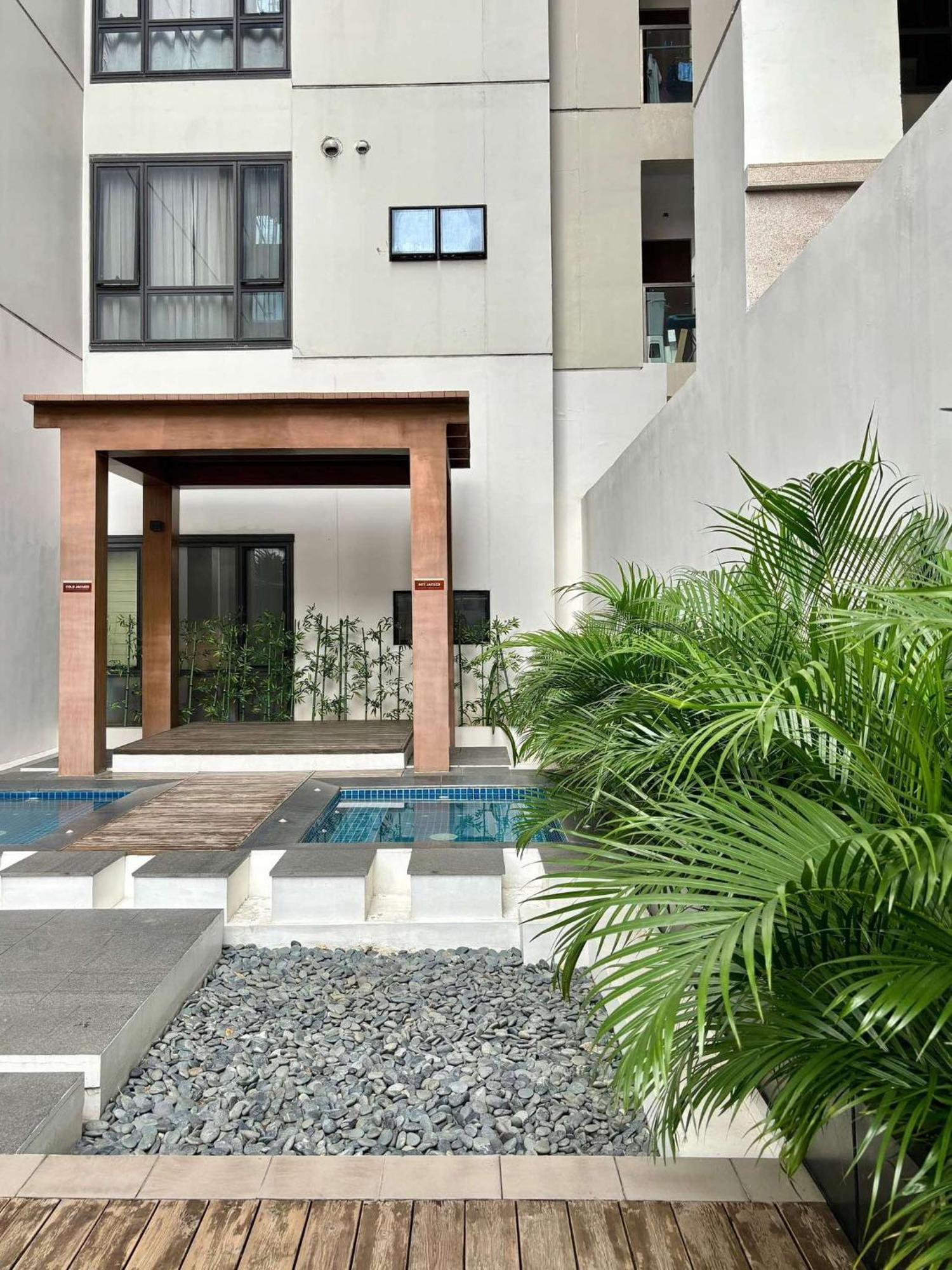 Greenbelt Hamilton Tower 1 Legazpi Makati City Екстериор снимка