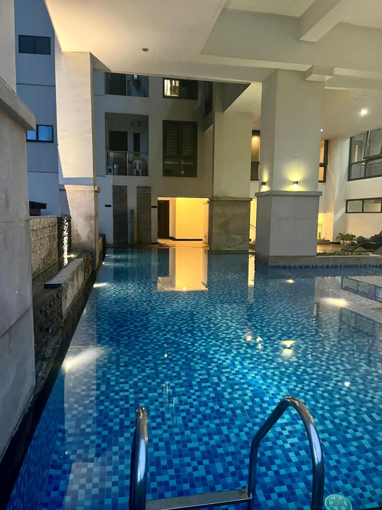 Greenbelt Hamilton Tower 1 Legazpi Makati City Екстериор снимка