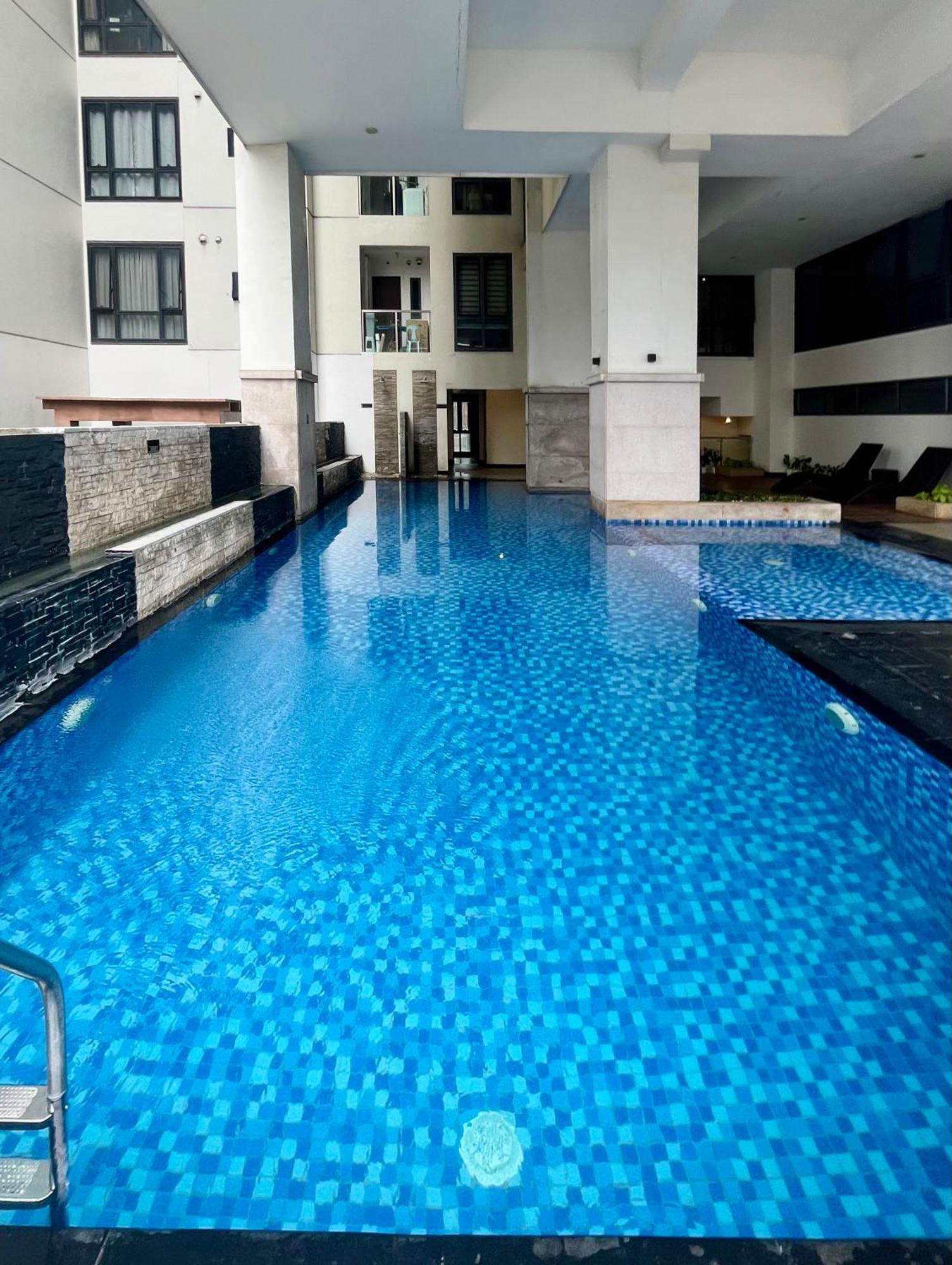 Greenbelt Hamilton Tower 1 Legazpi Makati City Екстериор снимка